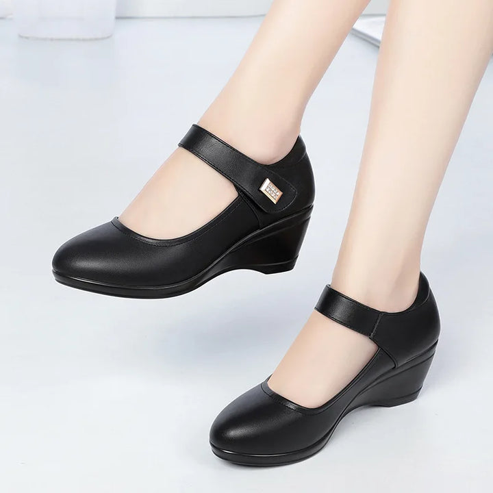 2024 Nieuwe Vrouwen Lente Platform Wig Hoge Hak Mode Ademende Mid-Aged Ondiepe Mond Moeder Schoenen Zachte Huid Comfortabel