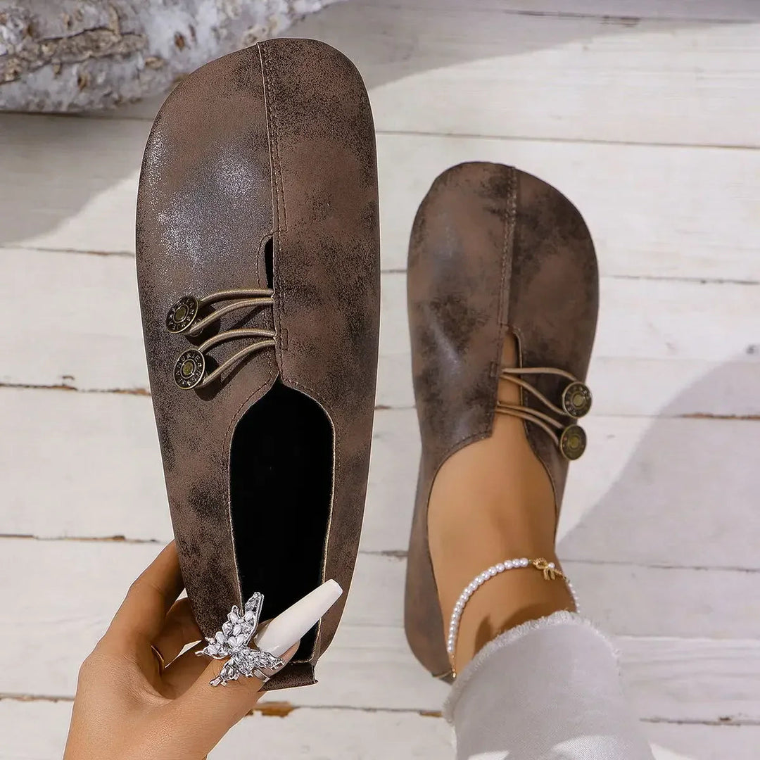 Victoria | Suede Loafer