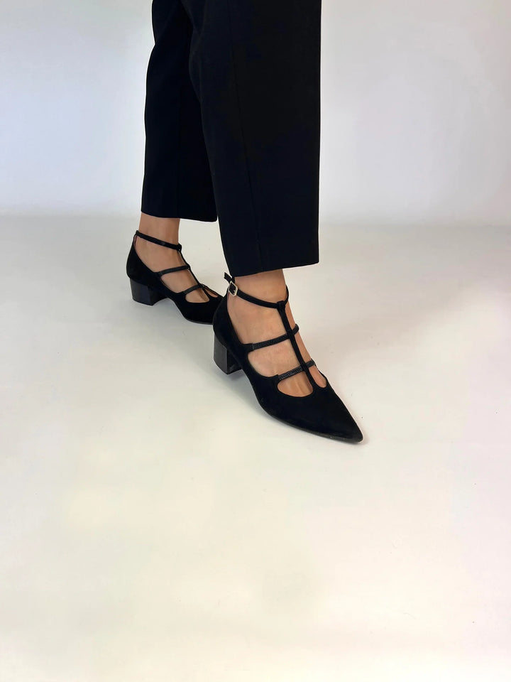 Ariana | Strappy Pointed Flats